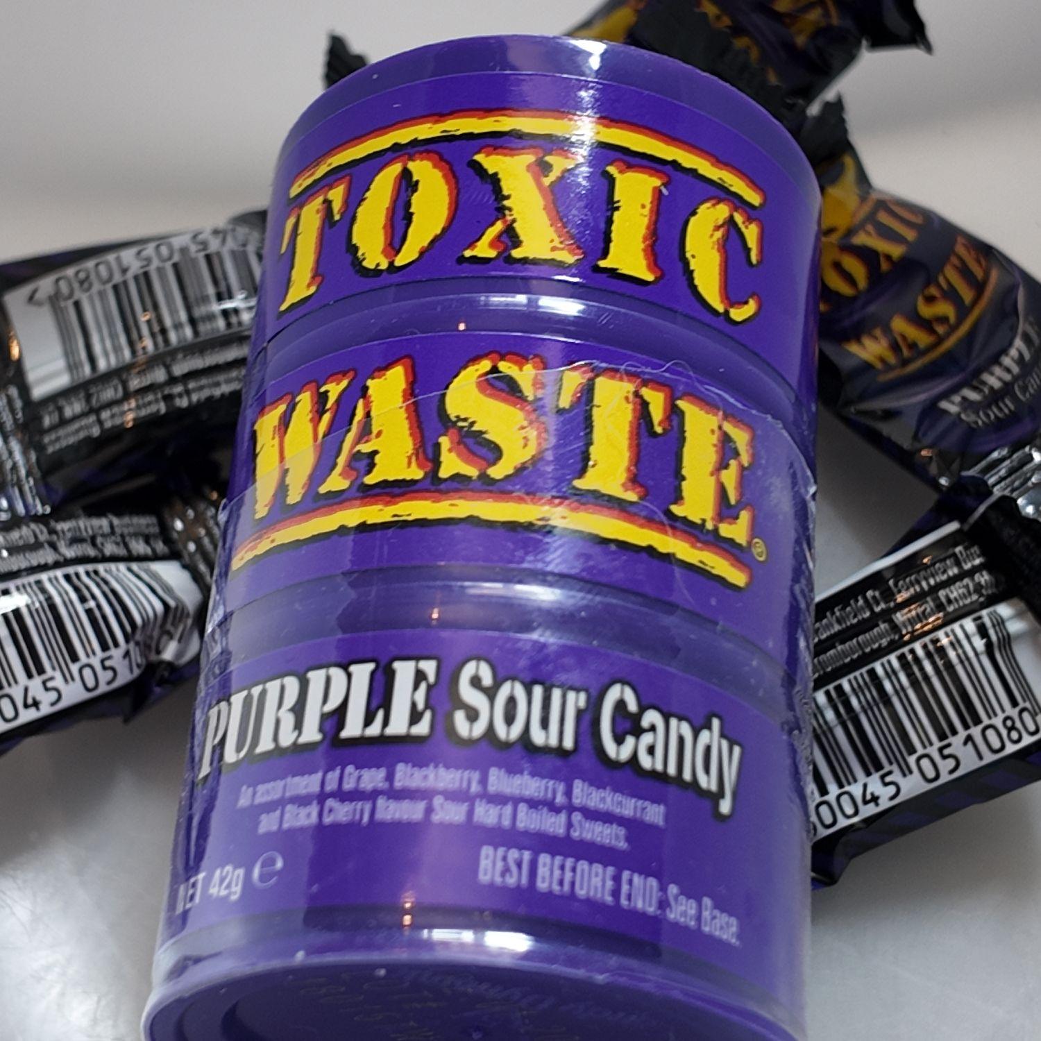 toxic waste (sour candy )